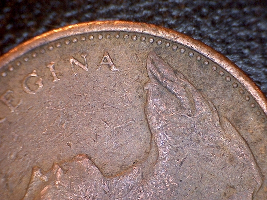 Is-This-A-1965-Pointed-5-Small-Bead-1-Cent